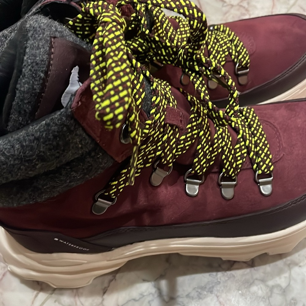 Sorel women’s kinetic break they conquest winter boot new - Picture 5 of 10